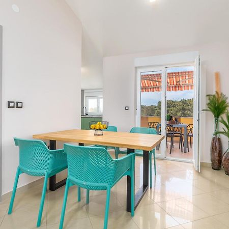 Apartment Vito With Sea View Fažana Δωμάτιο φωτογραφία
